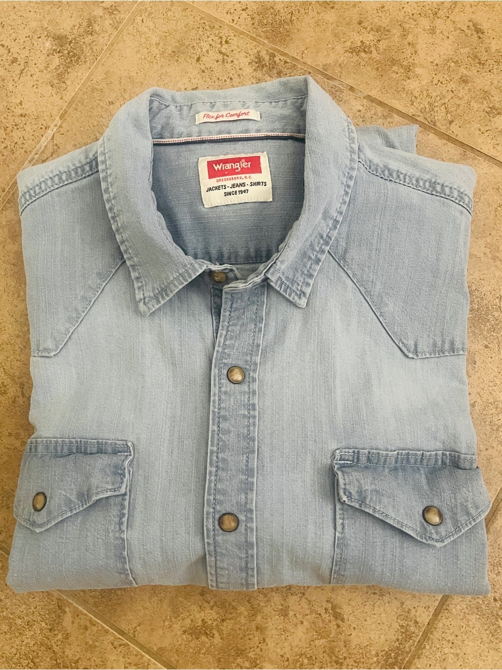 WRANGLER Jeans Hirt Men Sz L Light Blue Denim Snap Button Down Western LARGE